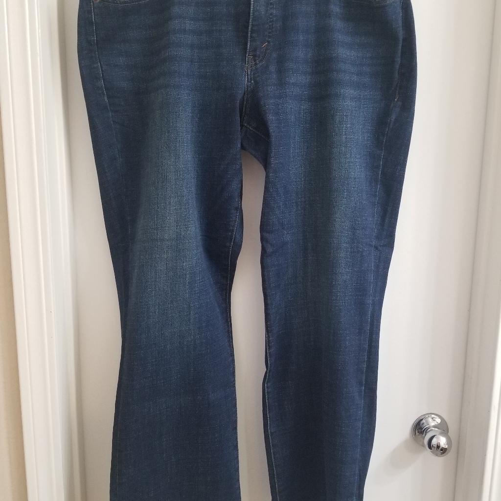 Plus Size Levi 415